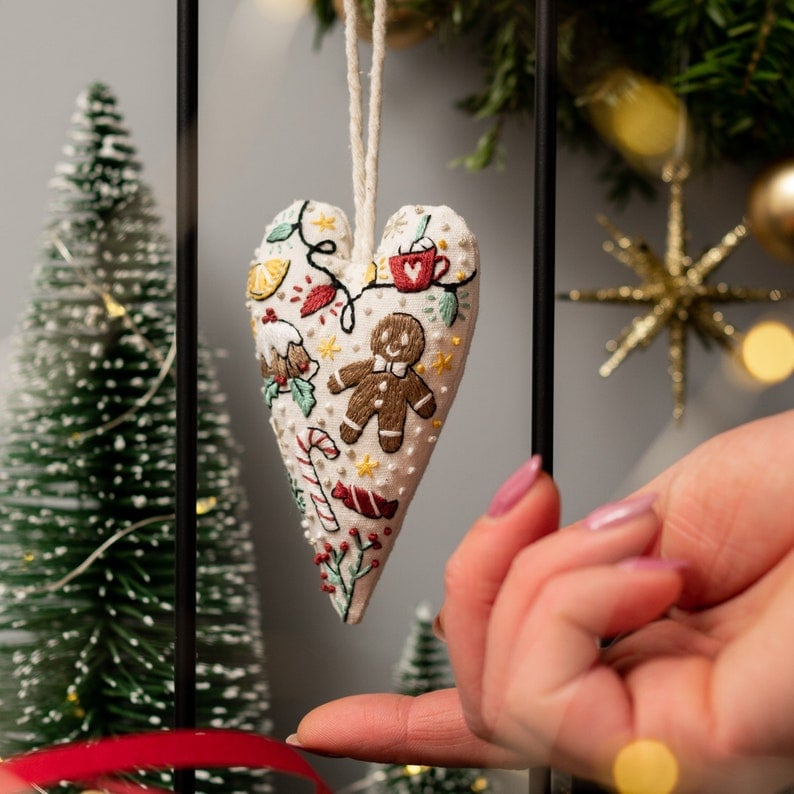 StitchSanta™ | Handcraft Your Holiday Joy, One Stitch at a Time!