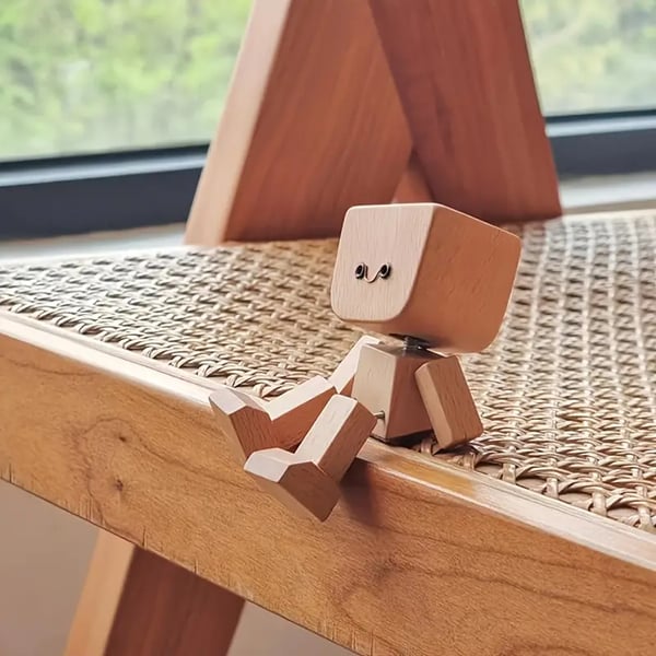 BuddyBob™ | A Little Wooden Friend Full of Personality