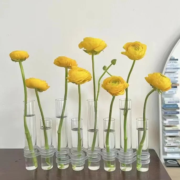BloomFold™ | The Vase That Adapts to Every Arrangement