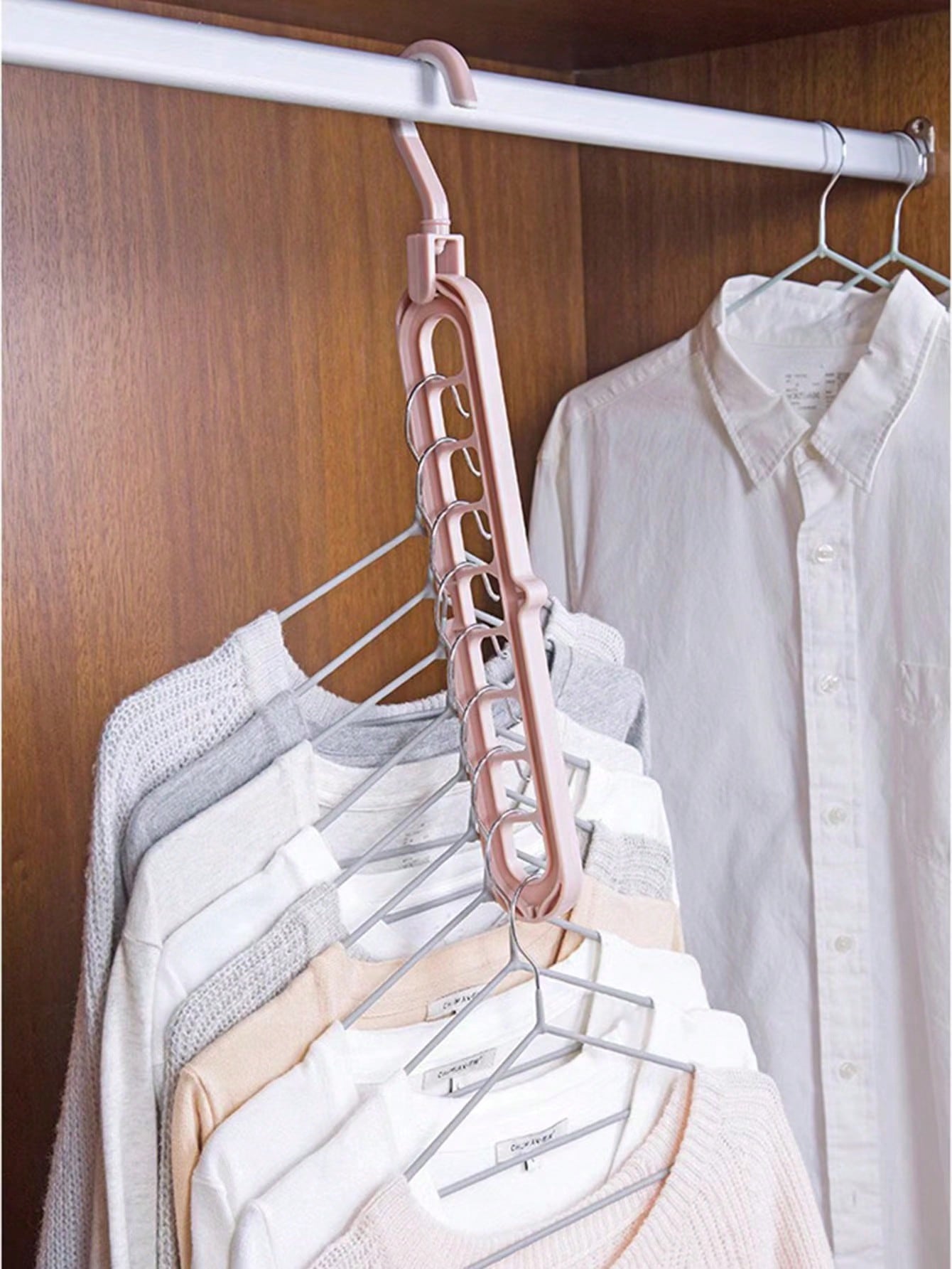 FlexiRack™ | Rotate, Store, and Save Space Effortlessly!