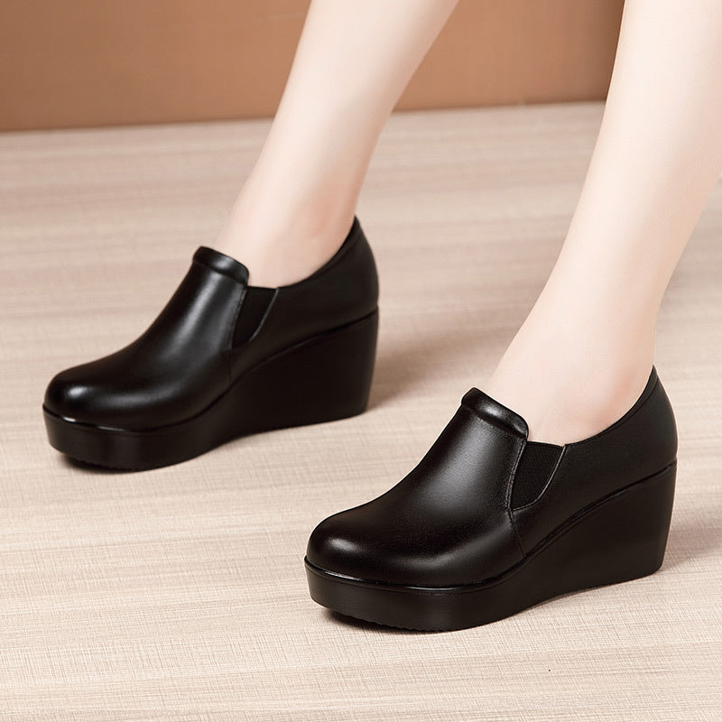 Lacey™ | Stylish Leather Heels with Elastic Belt for All-Day Comfort