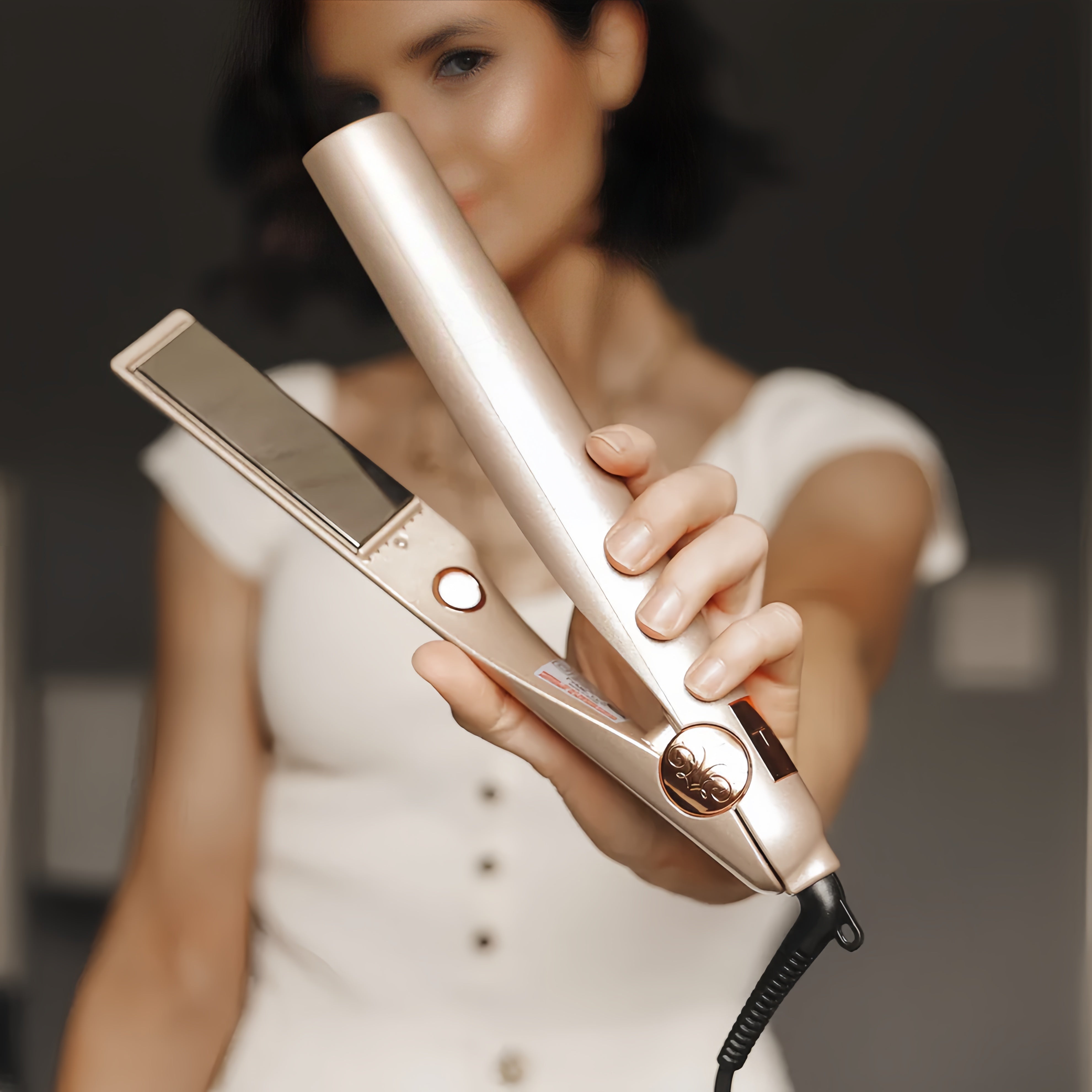 HairFusion™ | Straighten, Curl, and Conquer—All with One Tool!