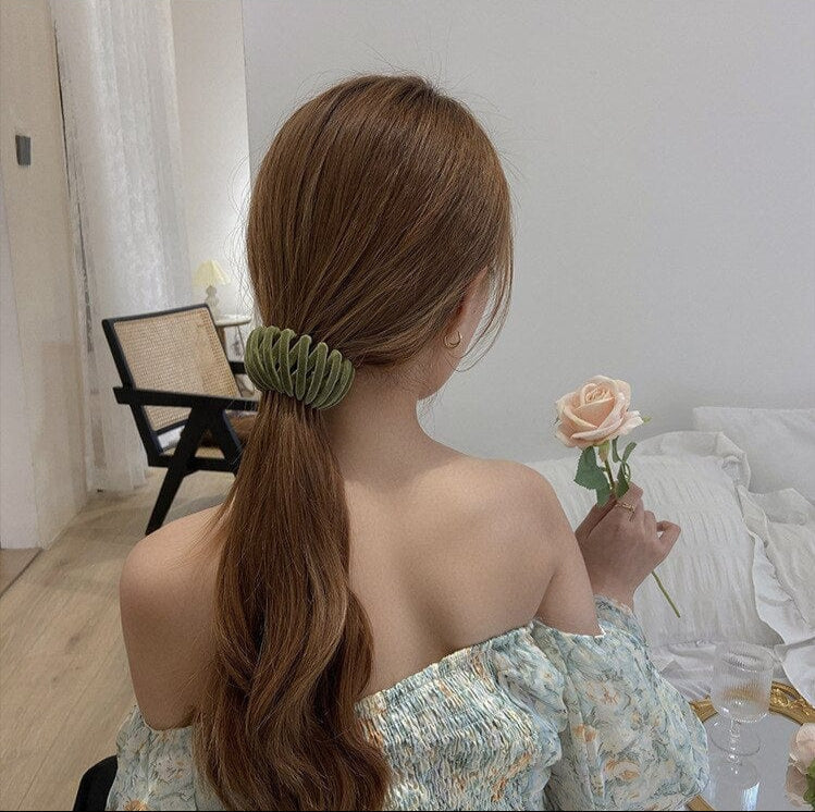 GlamClip™ | Keeps Your Hair Neat and Stylish All Day