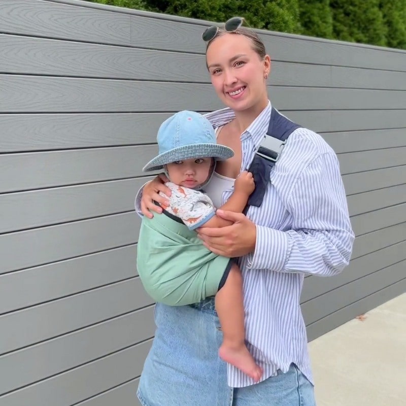 CozyCradle™ | Stress-Free Carrying for On-the-Go Parents