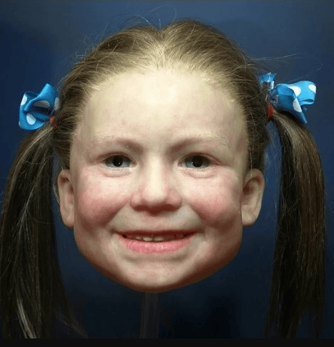 FrightFace™ | On in Seconds, Haunting for Hours!