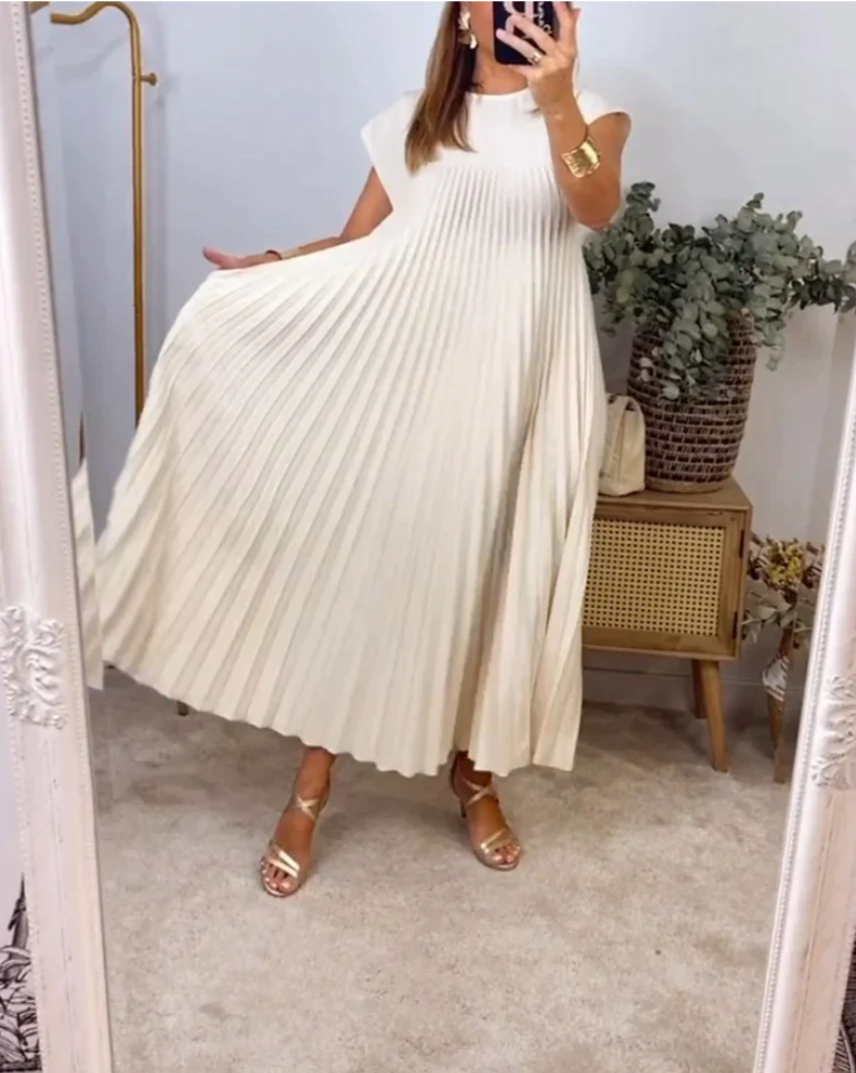 Everly™ | Elegant Pleated Sleeveless Dress