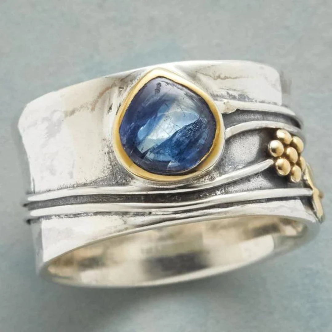 Vintage ring with a blue stone