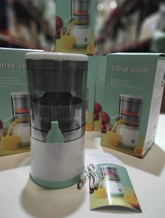 JuicyMate™ | Your Personal Citrus Powerhouse