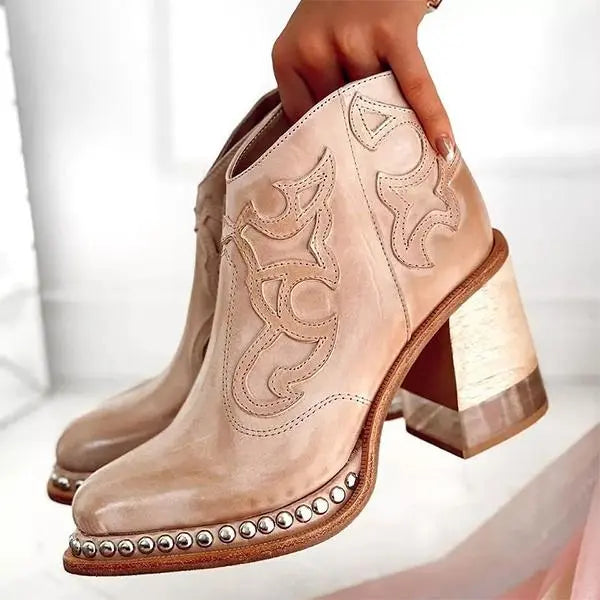 Leah™ | Norwich Embroidered Leather Boots