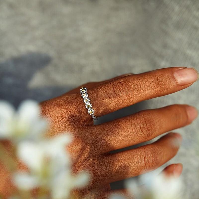 Rosmira™ | A Garden on Your Finger