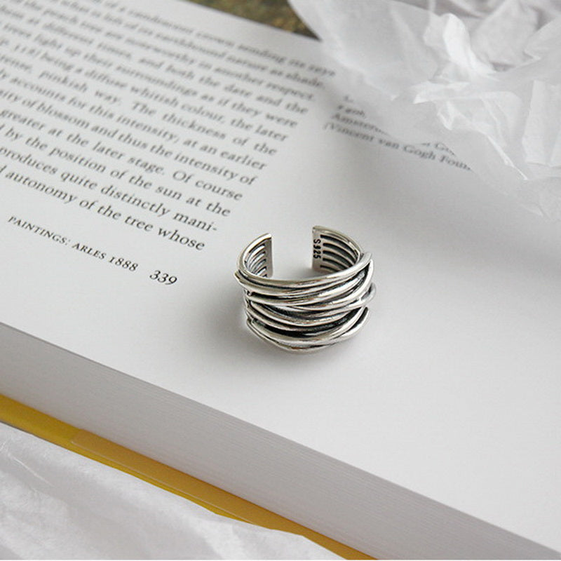 Orilune™ | Modern layers, timeless silver