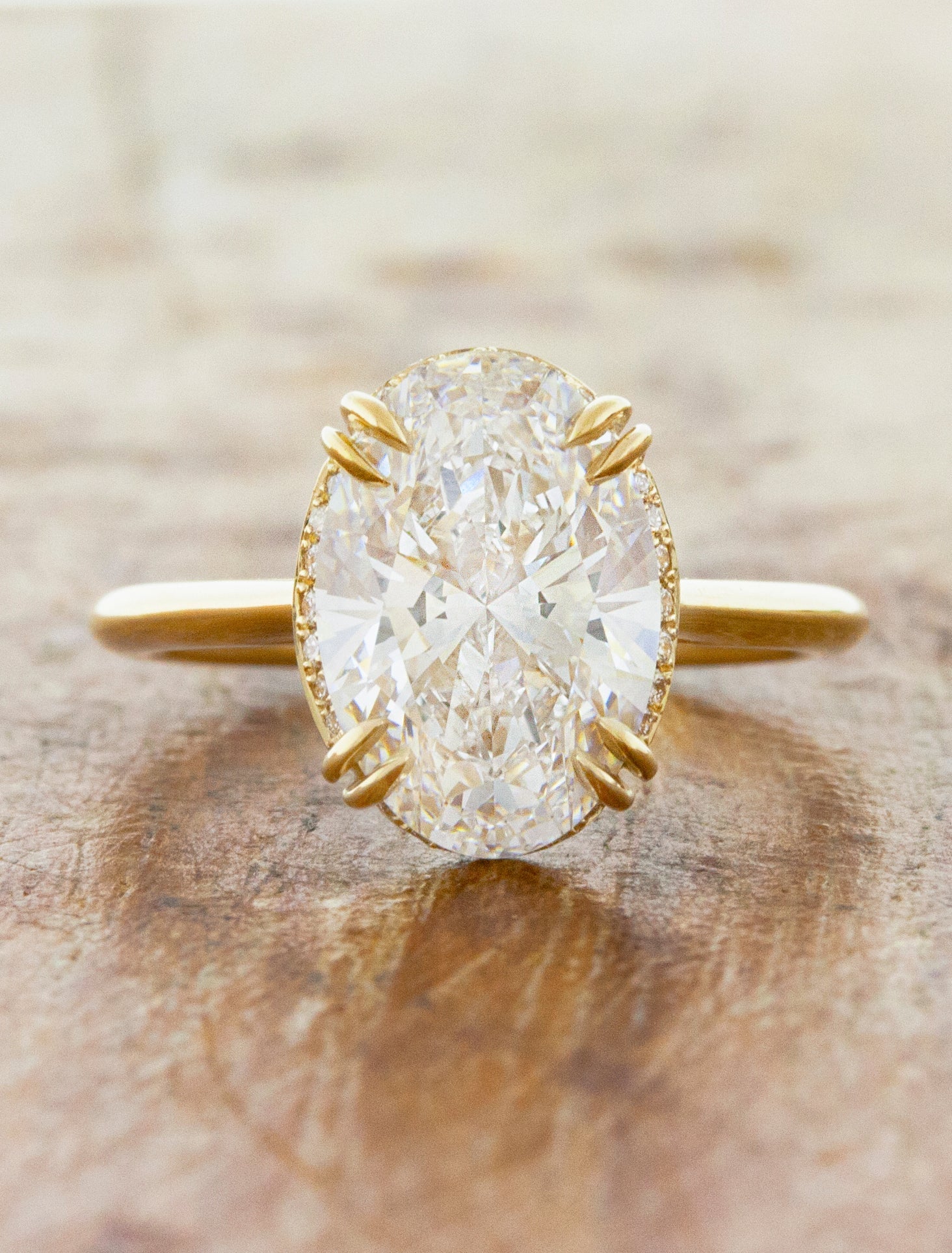 Mystic™ | Stunning Oval Diamond Ring