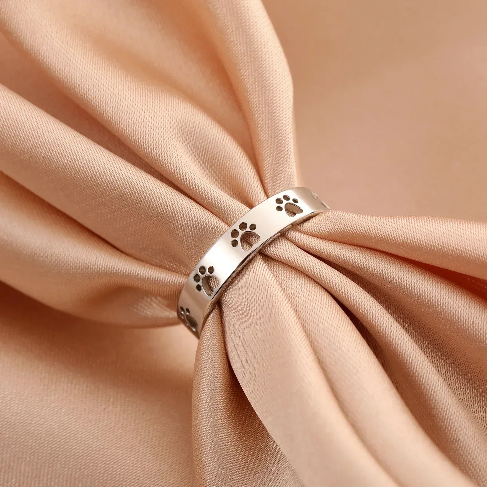 Luxara™  | A Shining Reminder Of The Pets You Love