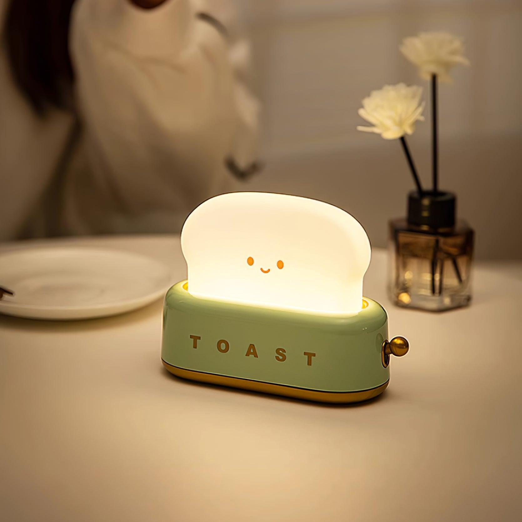 ToastyGlow™ | The Adorable Lamp That Glows with Charm