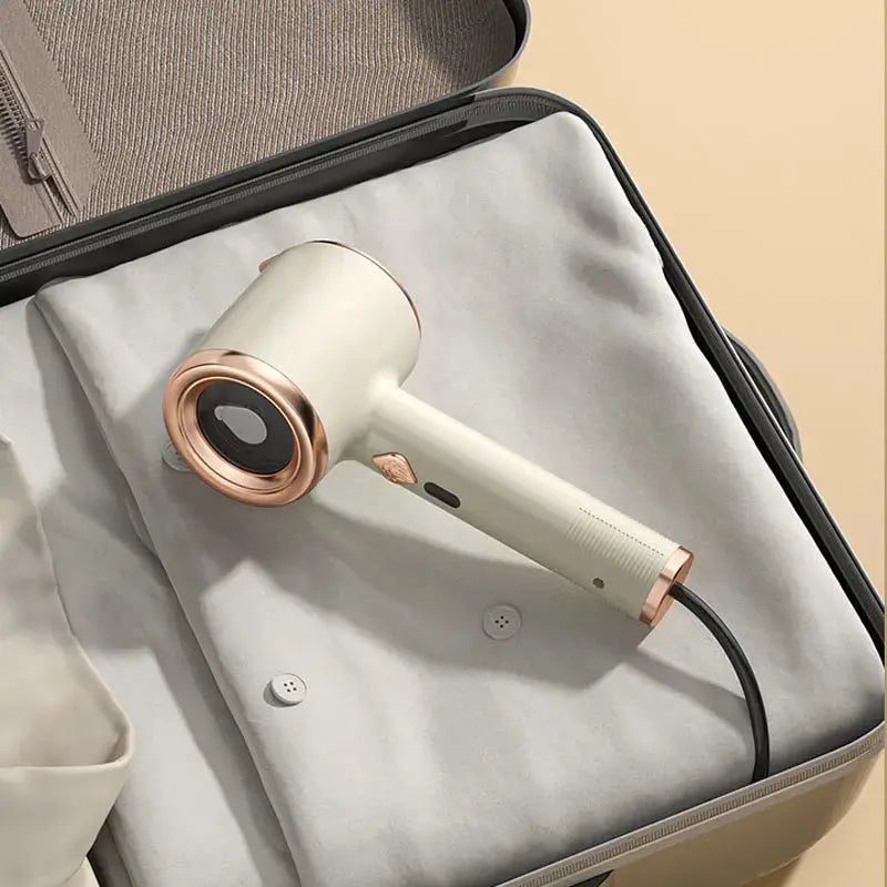 QuickSteam™ | Wrinkle-Free Clothes in a Flash!
