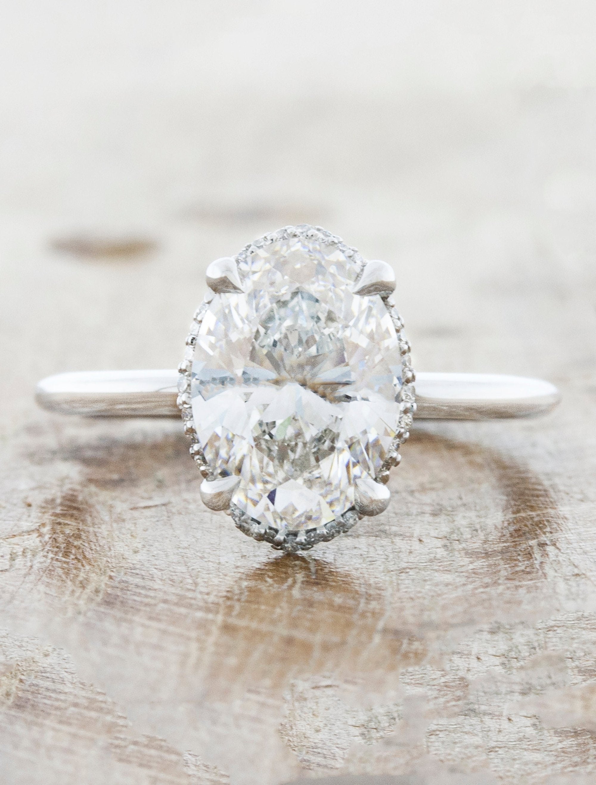Mystic™ | Stunning Oval Diamond Ring