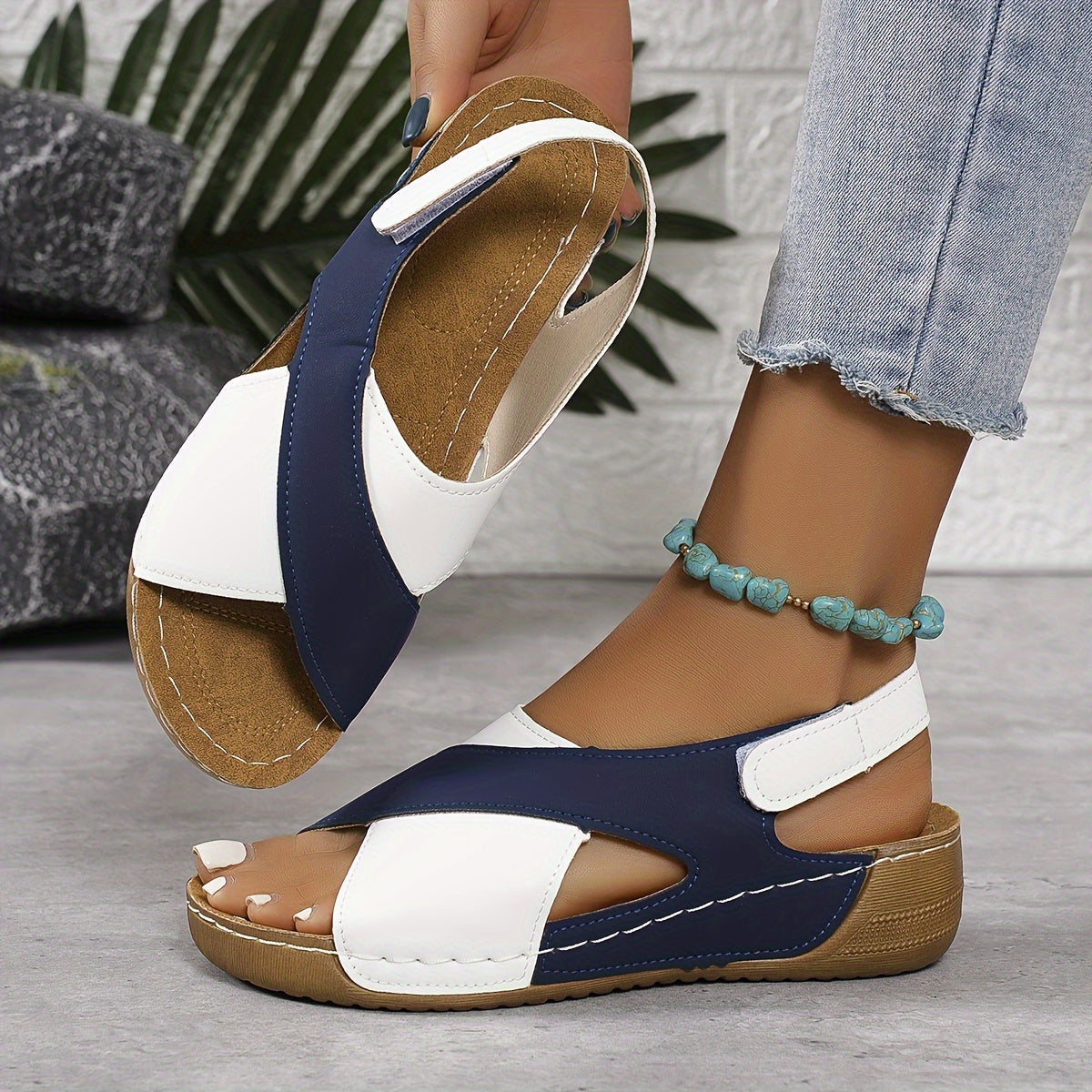 Leah™ | Elegant and Stabilizing Orthopedic Sandals