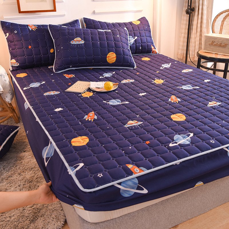 CloudLoom™ | Breathable Elegance for Every Mattress
