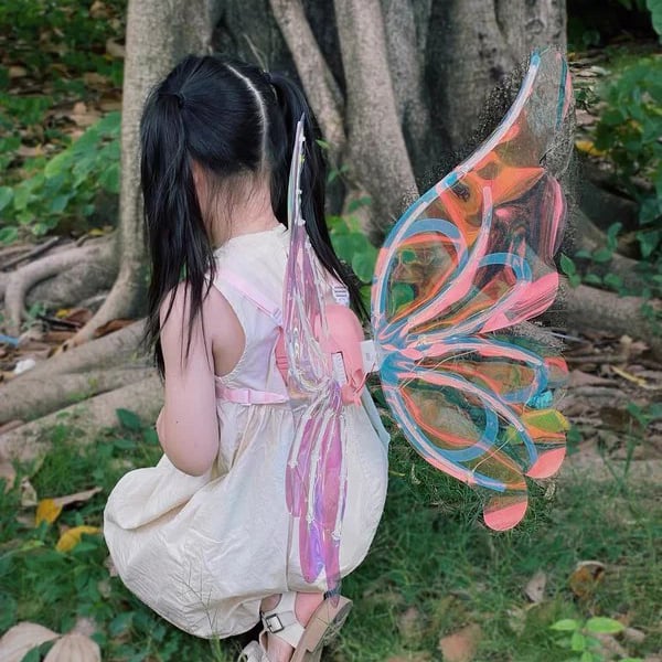 GlowFlutter™ | Magical Wings with a Radiant Glow for Every Occasion!