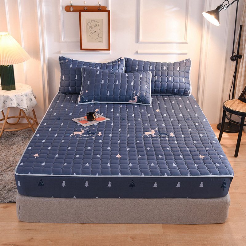 CloudLoom™ | Breathable Elegance for Every Mattress