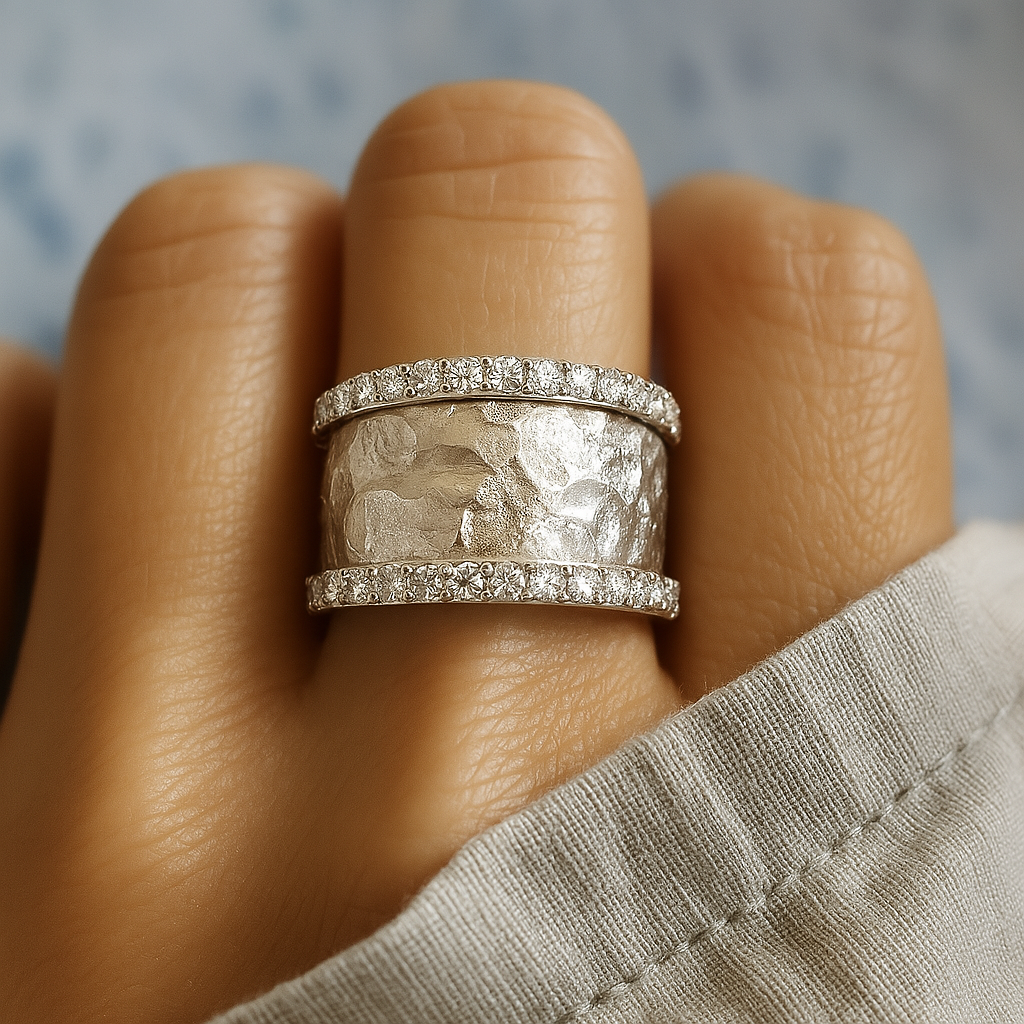 Velith™ | Vintage Silver Zirconia Ring