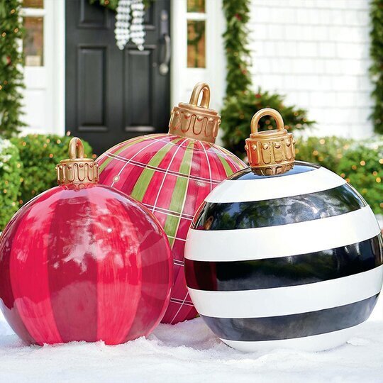 HolidayGiant™ | Turn Your Yard Into a Magical Winter Wonderland!