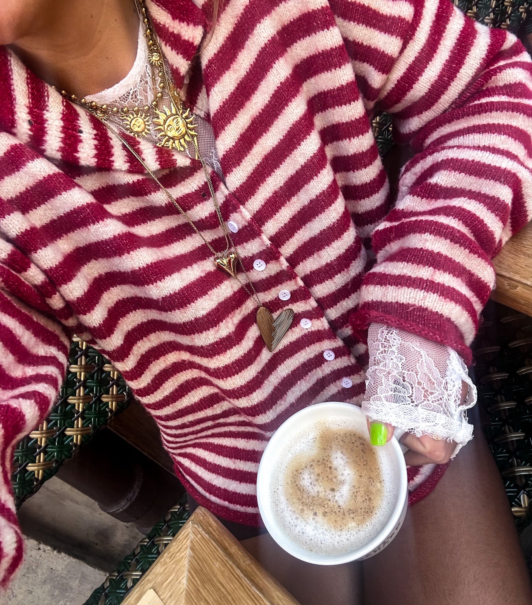 Selena™ | Your Go-To Cardigan for Every Occasion